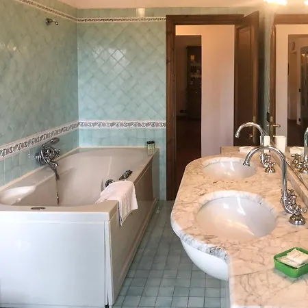 Rosa Bianca By Interhome Daire Poggibonsi